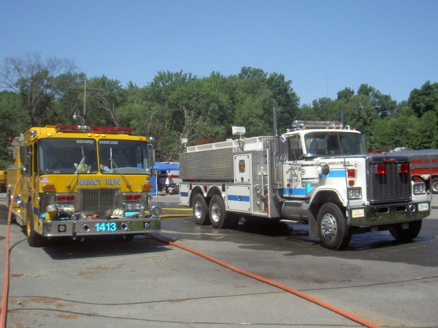 E-1413 with Marshalls Creek Tanker at a training burn